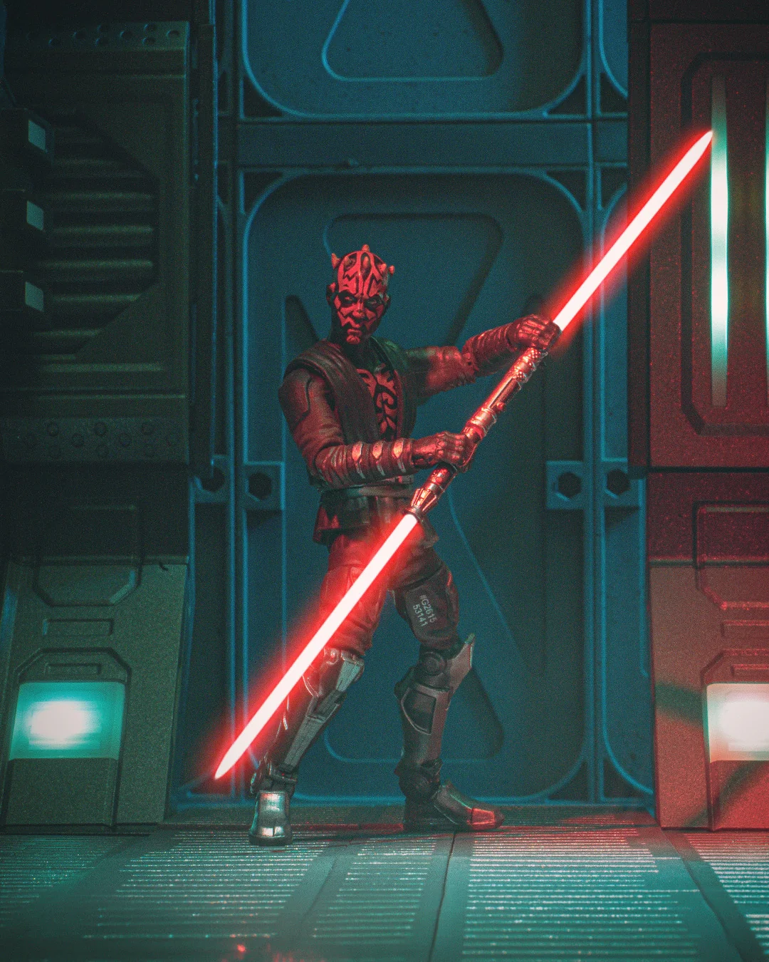 Star Wars TVC Maul Shadow Lord ASMR Unboxing Toy Photography FuryPixel Vertical Photo 1B