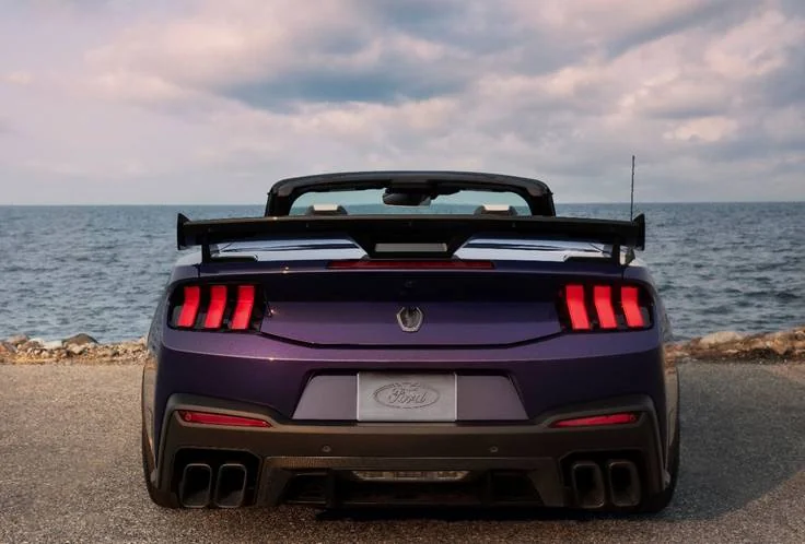 Ford Mustang Dark Horse SC Convertible llegará a México con 795 HP y un V8 supercargado