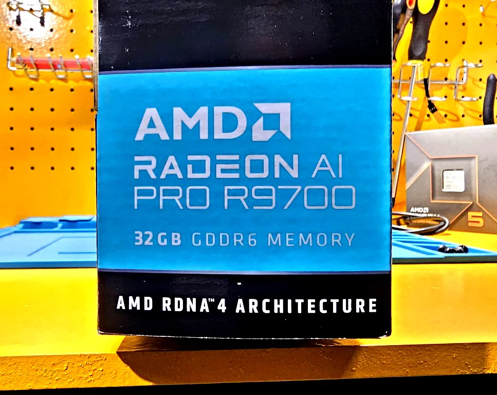 ASRock Radeon AI PRO R9700 Creator 32GB: mucha VRAM para IA local, creación y una workstation que también puede jugar