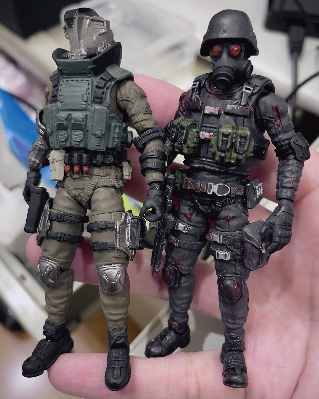 The Grim Reaper in Miniature Aivans Custom 118 Scale HUNK FuryPixel Vertical Photo AP4